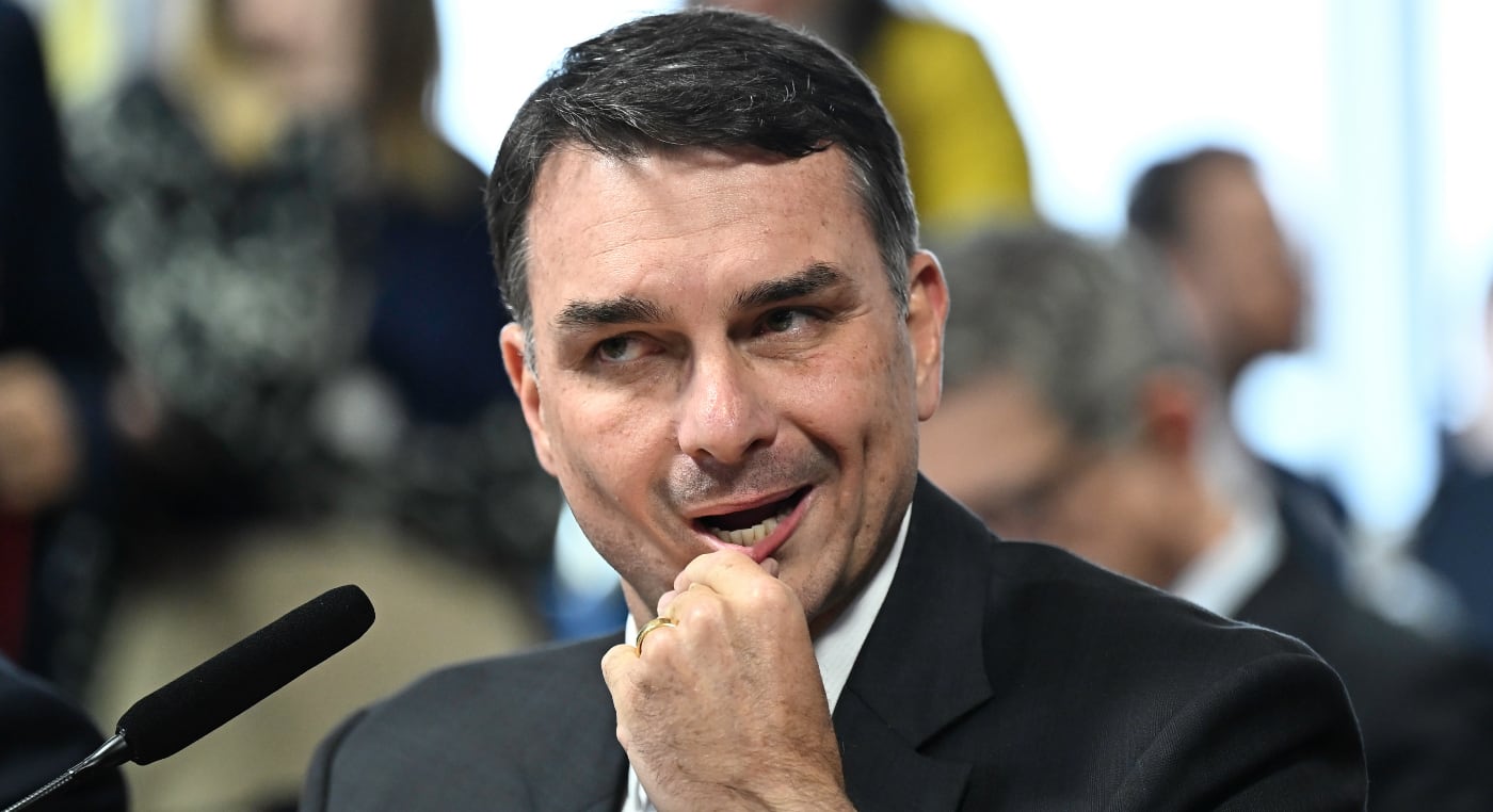 Flávio Bolsonaro agradece apoio de Tarcísio de Freitas – Noticias R7