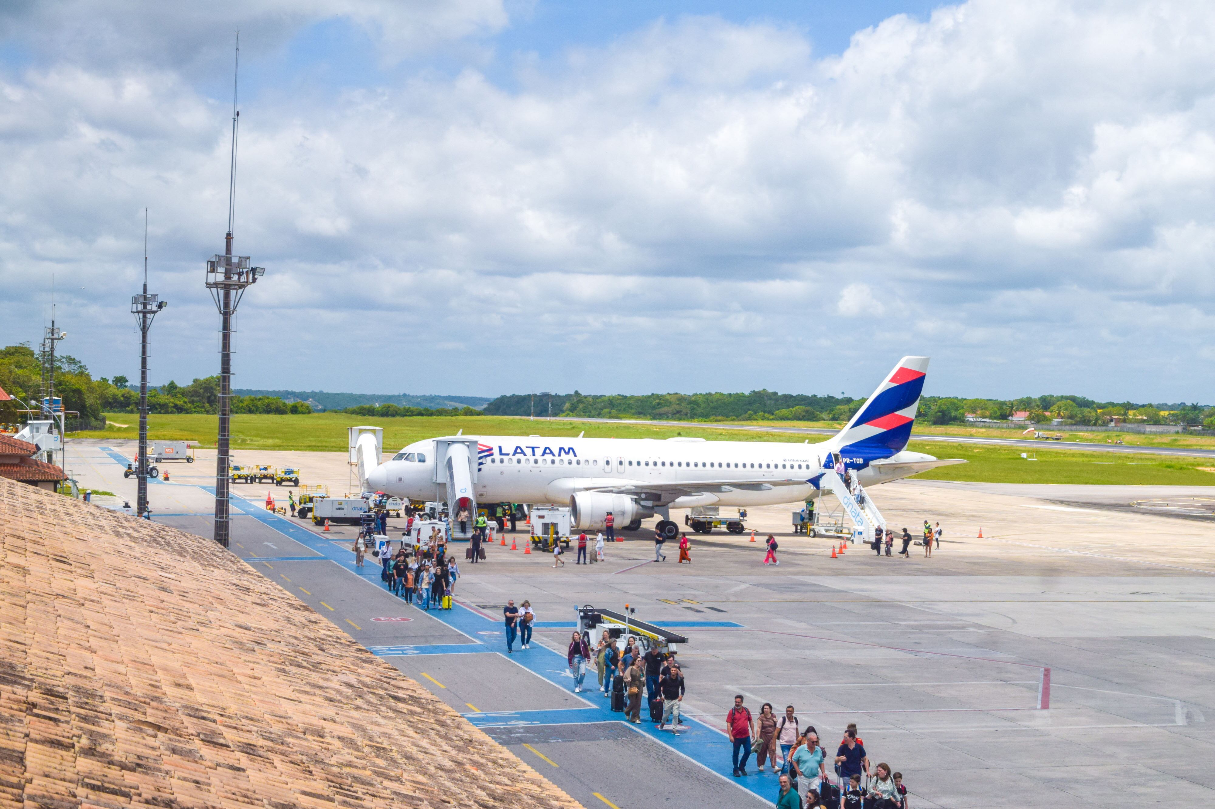 Emirates desenvolve 18 novas refeições para Classe Executiva – Noticias R7, image size:4000x2666